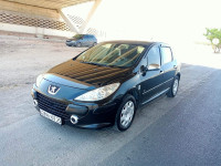 moyenne-berline-peugeot-307-2007-oxygo-constantine-algerie