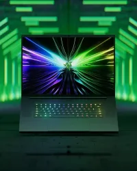 RAZER BLADE 18 2024/INTEL I9-14900HX/RAM 32GB DDR5/DISK 1TB/RTX 4070 150WATT/18QHDMini LED 300Hz  