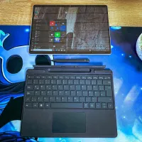 SURFACE PRO 9 2023 /INTELI7-1255U /RAM 16GB DDR5 /disk 512 gb ssd/13.3 pouce  3k  TACTILE/avec stylo