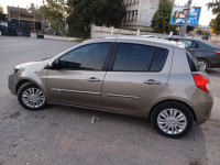 voitures-renault-clio-3-2012-guelma-algerie