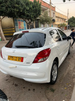 voitures-peugeot-207-2012-mouzaia-blida-algerie