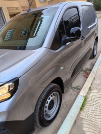 utilitaire-fiat-doblo-2024-tenes-chlef-algerie