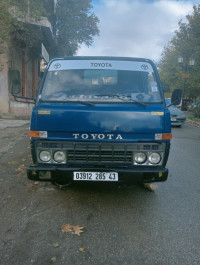 camion-toyota-b30-1985-mila-algerie