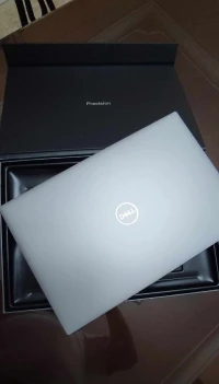 Dell Precision 5560 