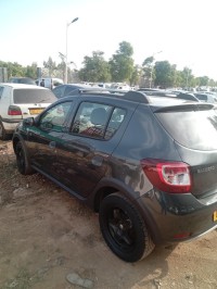 سيارات-dacia-sandero-2017-stepway-باب-الواد-الجزائر
