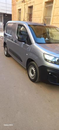 cars-fiat-doblo-2024-tola-oran-algeria