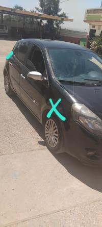 voitures-renault-clio-3-2012-benairia-chlef-algerie