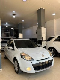 voitures-renault-clio-3-2012-night-and-day-blida-algerie
