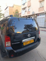 voitures-nissan-pathfinder-2008-blida-algerie