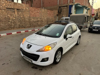 voitures-peugeot-207-2011-el-atteuf-ghardaia-algerie