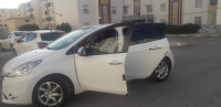 voitures-peugeot-208-2015-active-batna-algerie