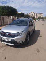 voitures-dacia-sandero-2019-gdyel-oran-algerie