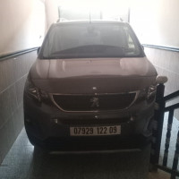 voitures-peugeot-rifter-2022-blida-algerie