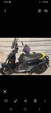 motos-et-scooters-vms-cuxi-2023-fouka-tipaza-algerie