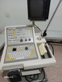Échographe HITACHI EUB 26