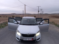 voitures-skoda-fabia-2012-htp-medjana-bordj-bou-arreridj-algerie