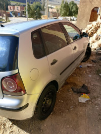 voitures-volkswagen-polo-2009-police-herenfa-chlef-algerie