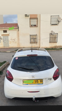 voitures-peugeot-208-2015-ain-el-kebira-setif-algerie