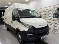 fourgon-iveco-35c15-2018-cheraga-alger-algerie