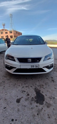 voitures-seat-leon-2019-beats-bechloul-bouira-algerie