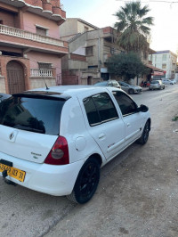 voitures-renault-clio-campus-2013-extreme-2-bir-el-djir-oran-algerie