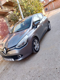 voitures-renault-clio-3-2013-herenfa-chlef-algerie