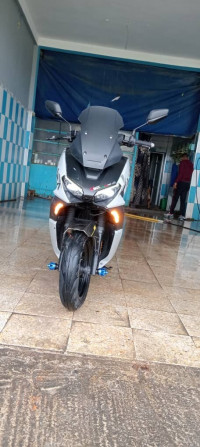 motos-et-scooters-vms-vmax-2024-ain-mlila-oum-el-bouaghi-algerie