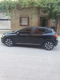 Renault Clio 5  2023 Evolution