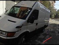 fourgon-iveco-35c11-2000-bordj-bou-arreridj-algerie