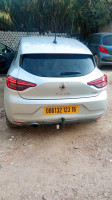 voitures-renault-clio-5-2023-rs-line-bordj-el-kiffan-alger-algerie