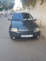 voitures-renault-clio-2-2001-heliopolis-guelma-algerie