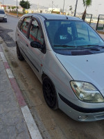 voitures-renault-scenic-2001-el-bouni-annaba-algerie