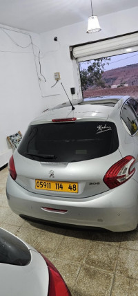 voitures-peugeot-208-2014-allure-mazouna-relizane-algerie