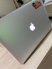 MacBook pro 2015 thumbnail 4