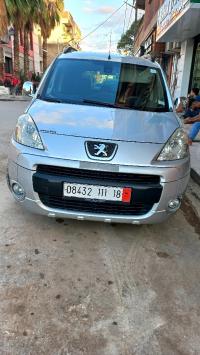 سيارات-peugeot-partner-2011-القرارم-قوقة-ميلة-الجزائر