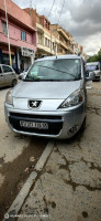 voitures-peugeot-partner-2010-tepee-batna-algerie