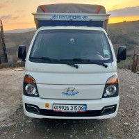 camion-hyundai-h100-2015-draa-el-kaid-bejaia-algerie