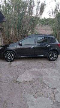 سيارات-dacia-sandero-2017-stepway-تسالة-لمطاعي-ميلة-الجزائر