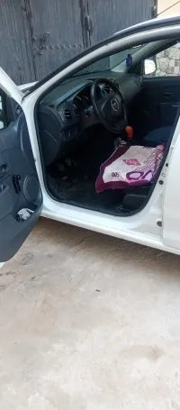 Dacia Logan 2015 Access