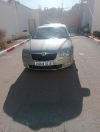 voitures-skoda-superb-2013-elegance-bordj-el-kiffan-alger-algerie