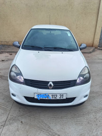 voitures-renault-clio-campus-2012-bye-oran-algerie