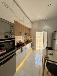 Vente Appartement F3 Oran Ain el turck thumbnail 5