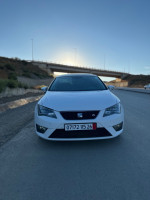 moyenne-berline-seat-leon-2015-fr15-medea-algerie