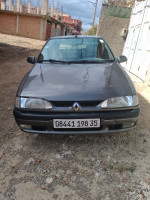 voitures-renault-19-1998-alize-khemis-el-khechna-boumerdes-algerie