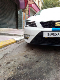 voitures-seat-leon-2015-linea-r-ain-el-kebira-setif-algerie