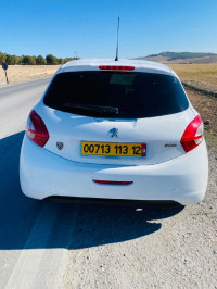 voitures-peugeot-208-2013-tebessa-algerie