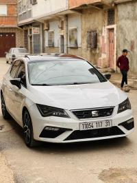 سيارات-seat-leon-2017-سيدي-الشحمي-وهران-الجزائر