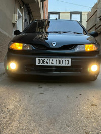 voitures-renault-laguna-1-2000-rxe-maghnia-tlemcen-algerie