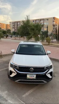 Volkswagen Taos 2023 SE