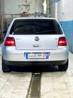 moyenne-berline-volkswagen-golf-4-1999-match-biskra-algerie